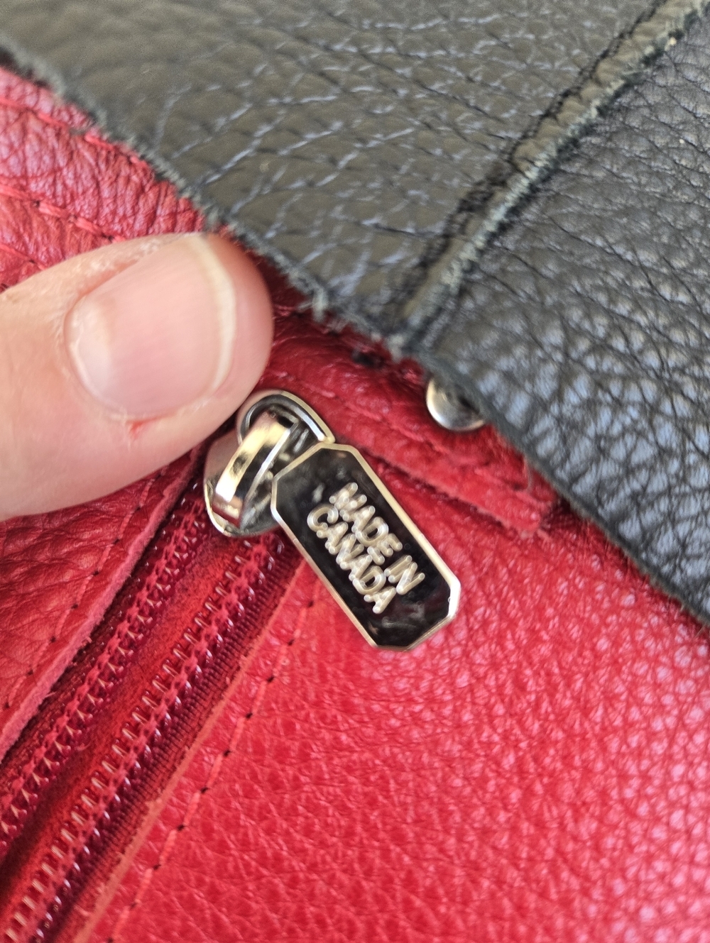 Roots Leather Tote - Picture 11 of 11
